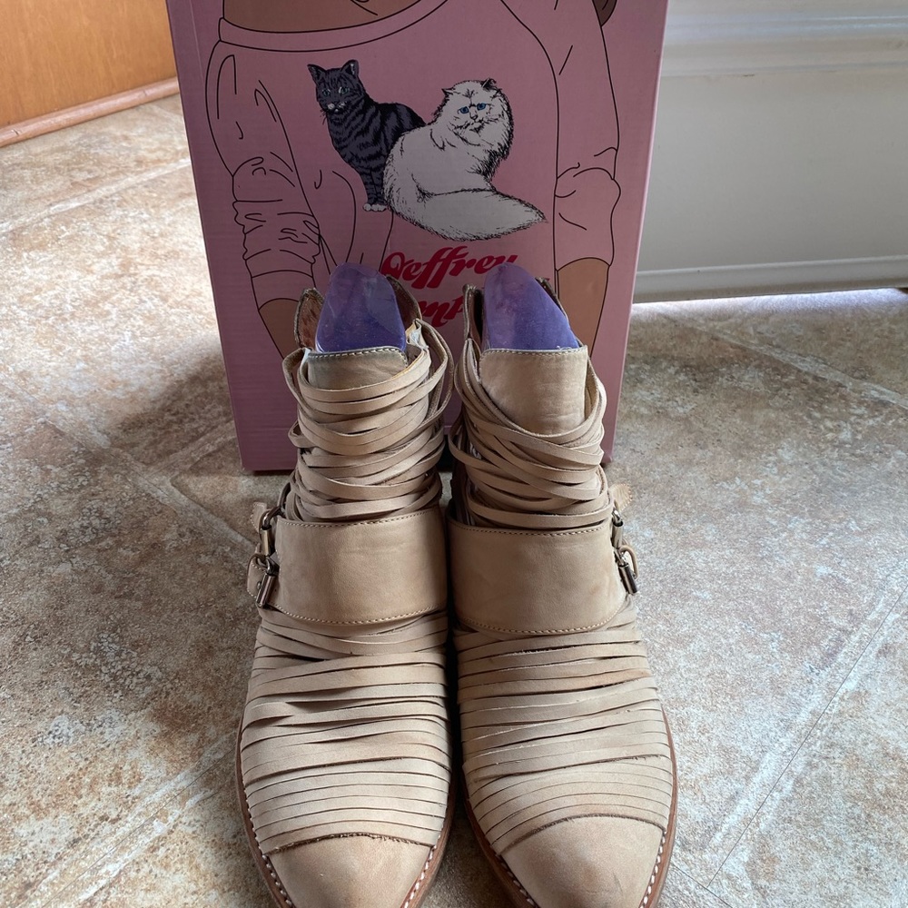 JEFFREY CAMPBELL Isley Ankle Boot Beige Nubuck Sz 10